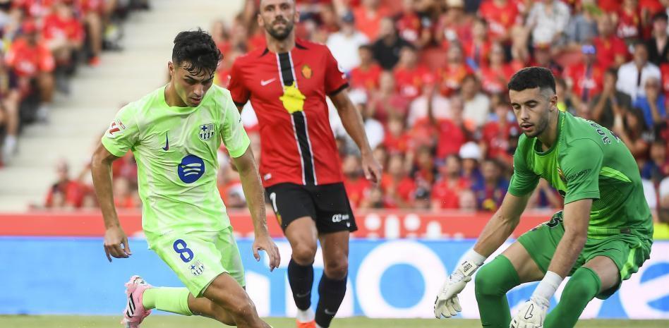 佩德里：球队季前备战非常成功，我的体能已基本恢复